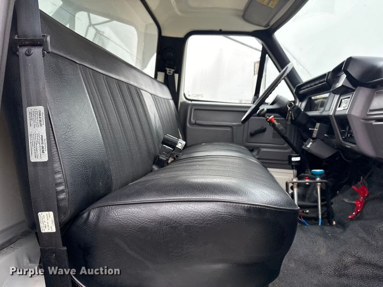 image for item EG1840 1998 Ford F700 dump truck