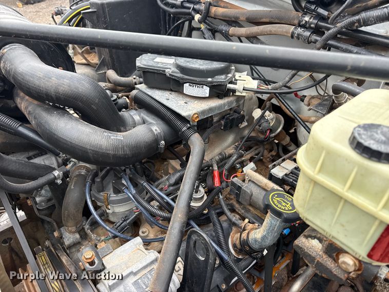 image for item EG1840 1998 Ford F700 dump truck