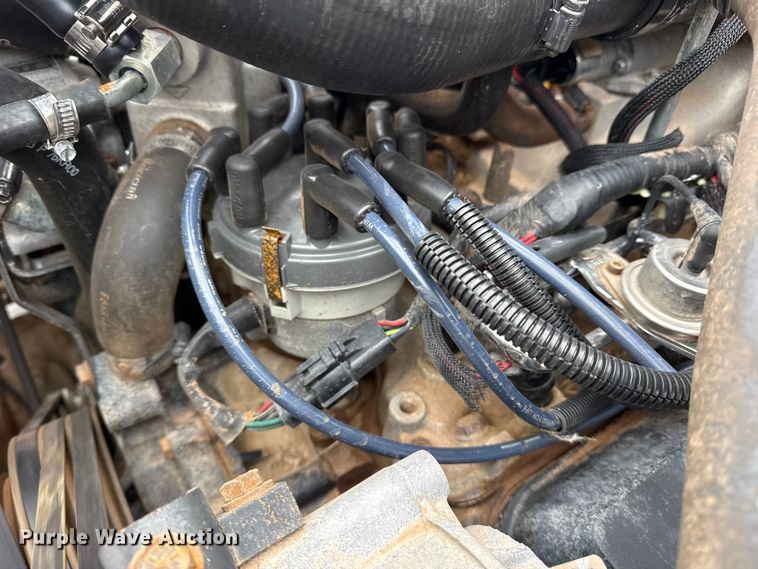 image for item EG1840 1998 Ford F700 dump truck