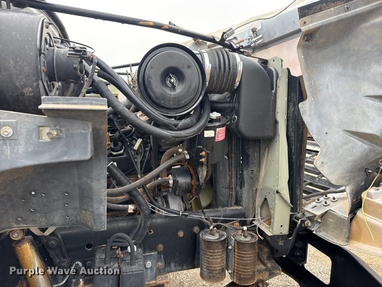 image for item EG1840 1998 Ford F700 dump truck