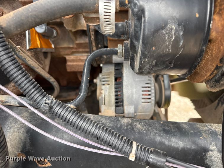 image for item EG1840 1998 Ford F700 dump truck