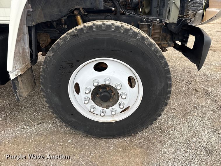 image for item EG1840 1998 Ford F700 dump truck