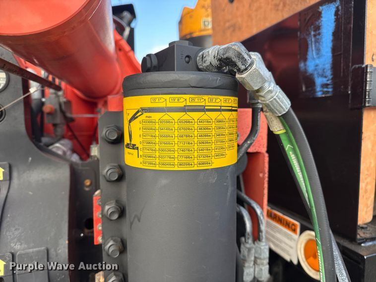 image for item EG1844 2011 International 7500 crane truck