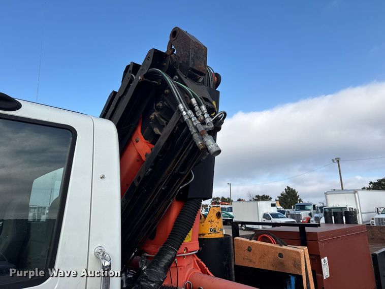 image for item EG1844 2011 International 7500 crane truck