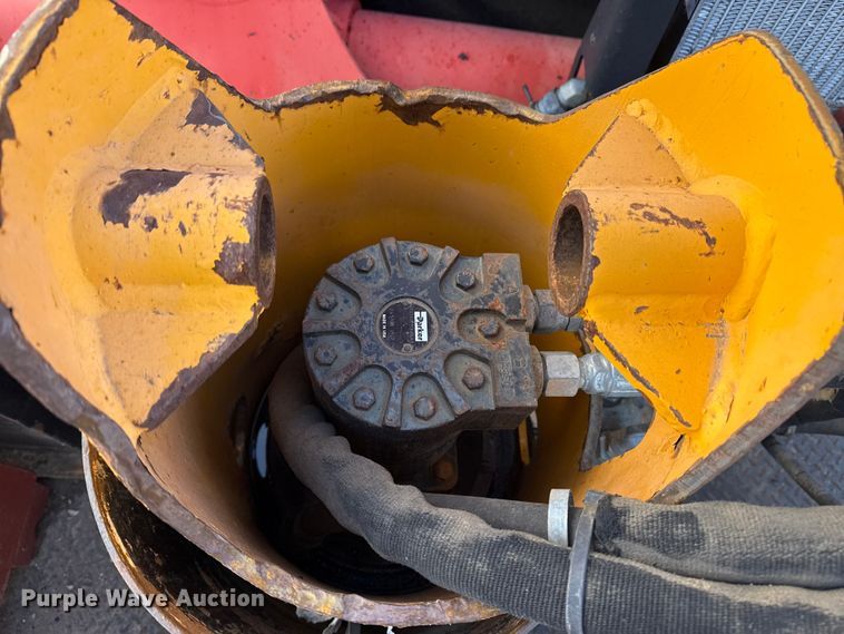 image for item EG1844 2011 International 7500 crane truck