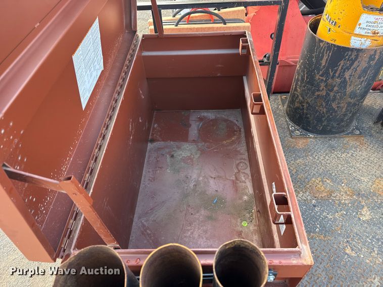 image for item EG1844 2011 International 7500 crane truck