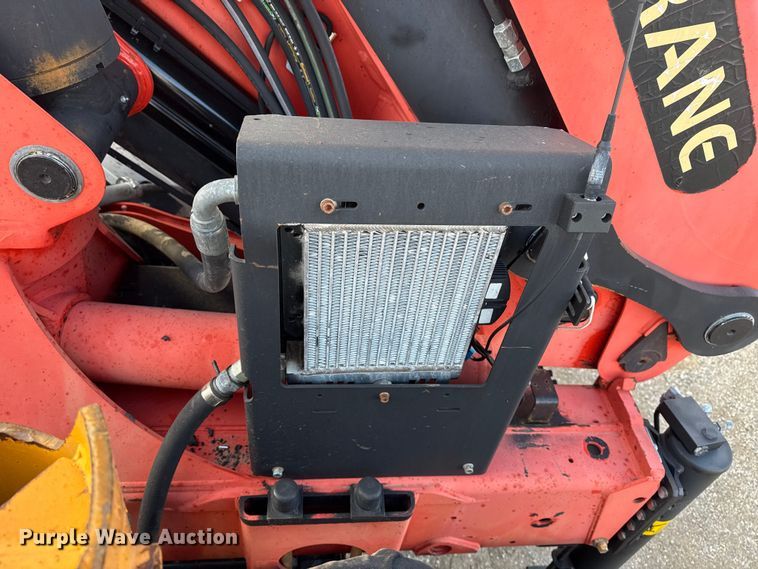 image for item EG1844 2011 International 7500 crane truck