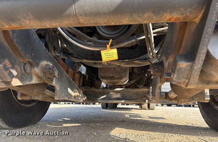 image for item EG1844 2011 International 7500 crane truck