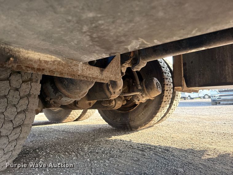 image for item EG1844 2011 International 7500 crane truck