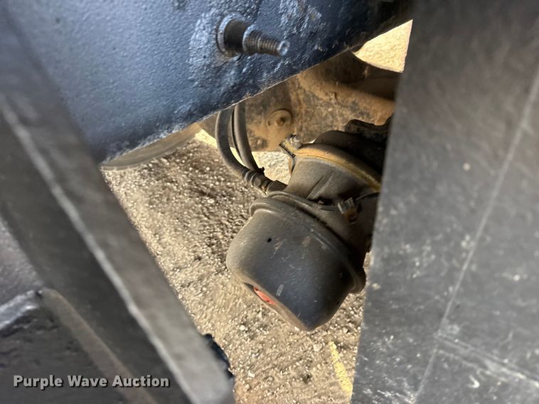 image for item EG1844 2011 International 7500 crane truck