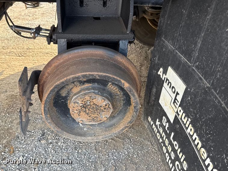 image for item EG1844 2011 International 7500 crane truck