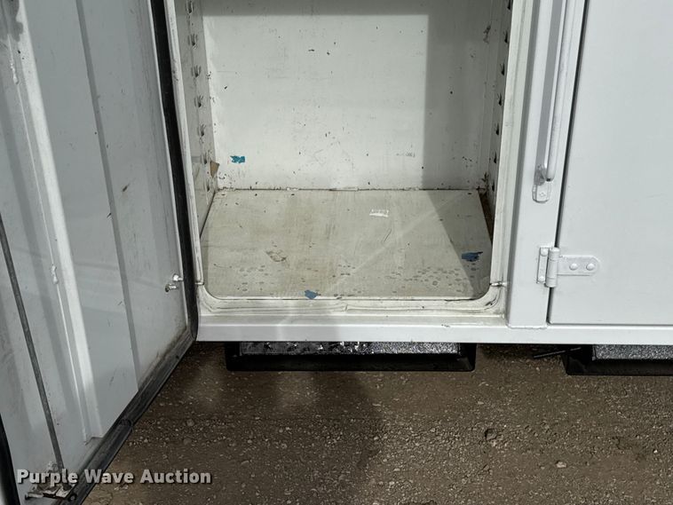 image for item EG1905 2016 Freightliner 108SD crane truck