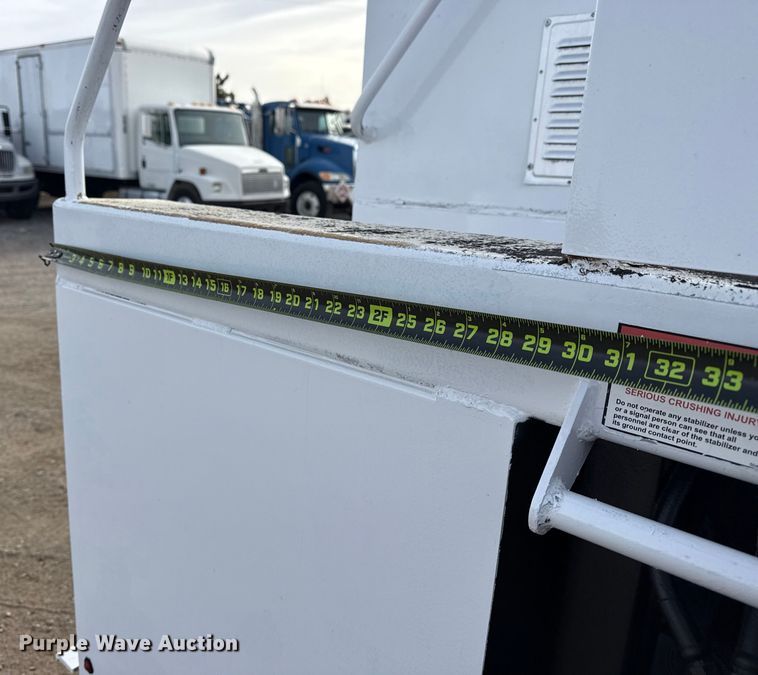 image for item EG1905 2016 Freightliner 108SD crane truck