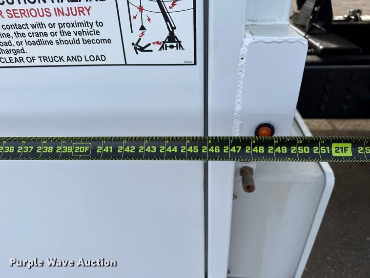 image for item EG1905 2016 Freightliner 108SD crane truck