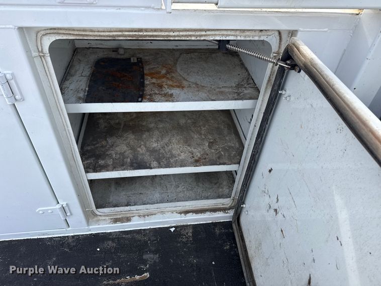 image for item EG1905 2016 Freightliner 108SD crane truck