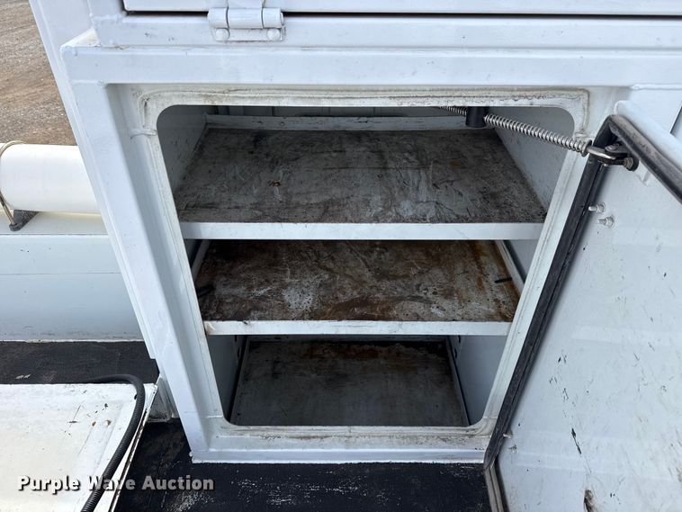 image for item EG1905 2016 Freightliner 108SD crane truck