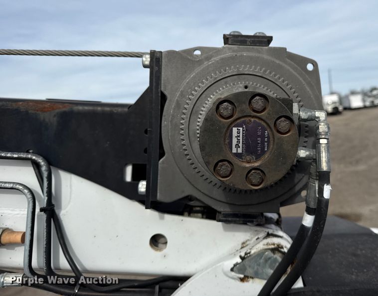 image for item EG1905 2016 Freightliner 108SD crane truck