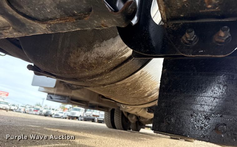 image for item EG1905 2016 Freightliner 108SD crane truck