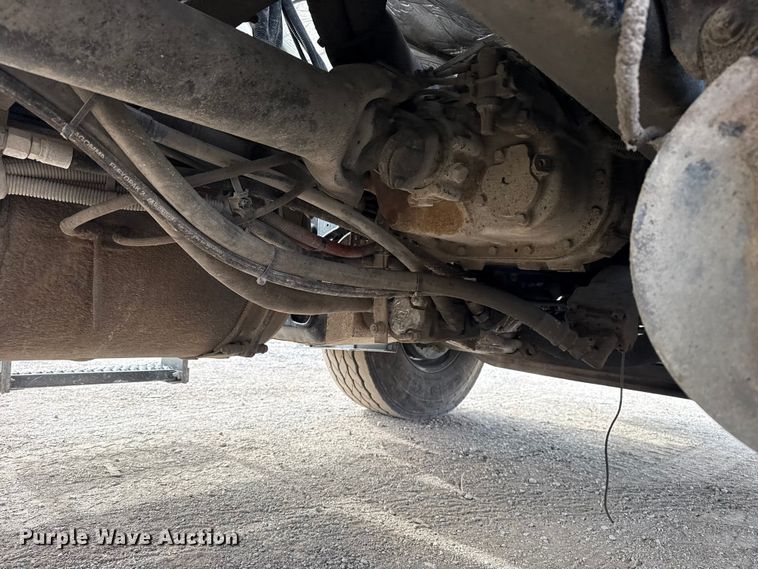 image for item EG1905 2016 Freightliner 108SD crane truck