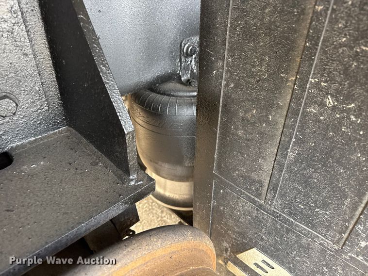 image for item EG1905 2016 Freightliner 108SD crane truck