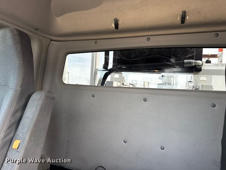 image for item EG1905 2016 Freightliner 108SD crane truck