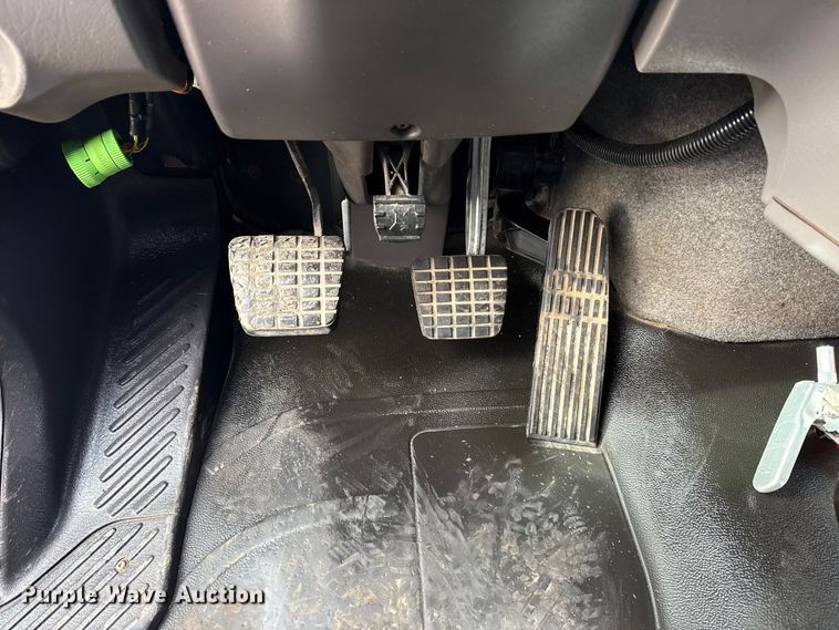 image for item EG1905 2016 Freightliner 108SD crane truck