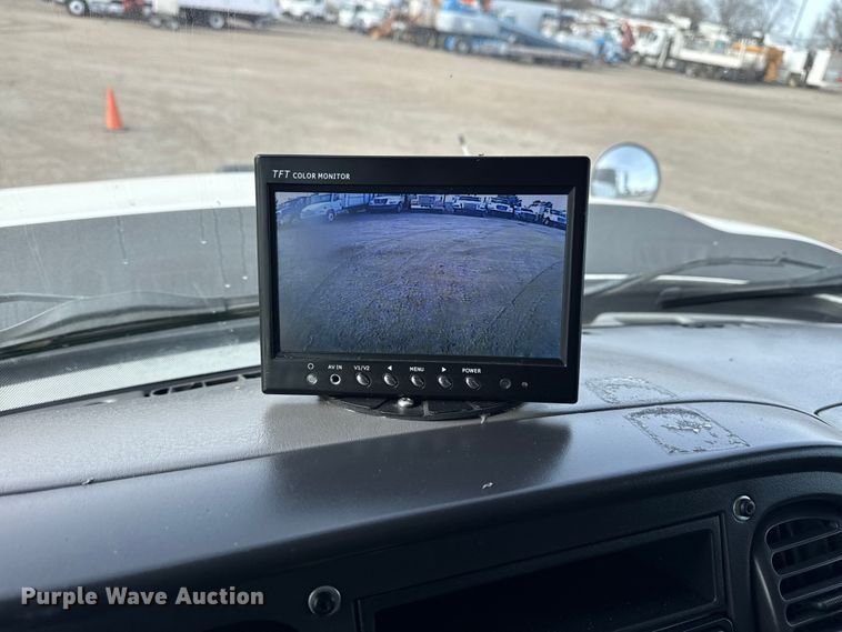 image for item EG1905 2016 Freightliner 108SD crane truck