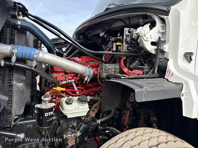 image for item EG1905 2016 Freightliner 108SD crane truck