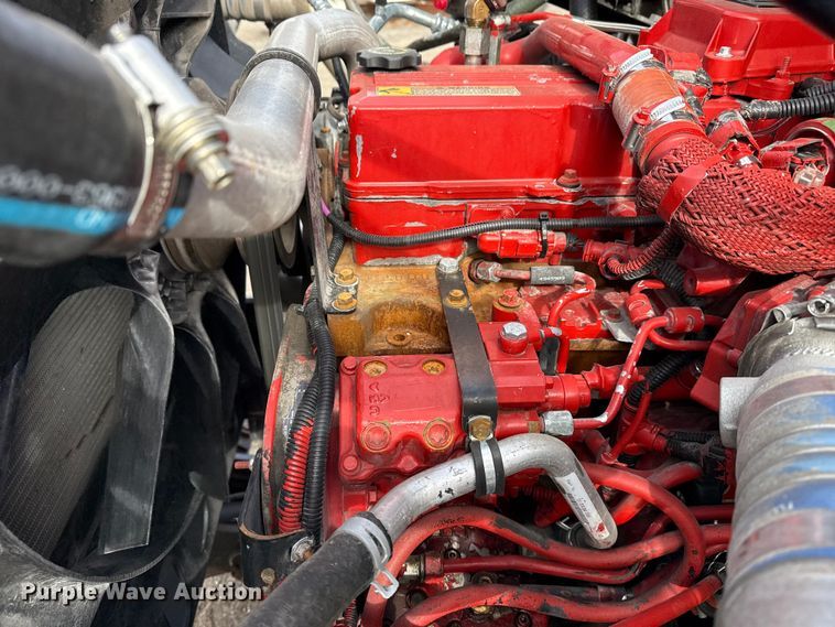 image for item EG1905 2016 Freightliner 108SD crane truck