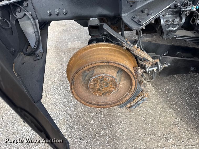 image for item EG1905 2016 Freightliner 108SD crane truck