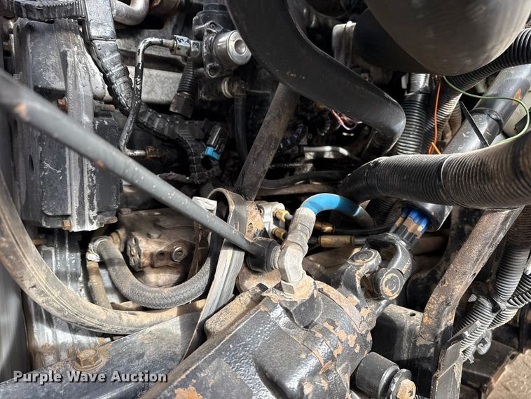 image for item EG1906 2010 International 7500 crane truck