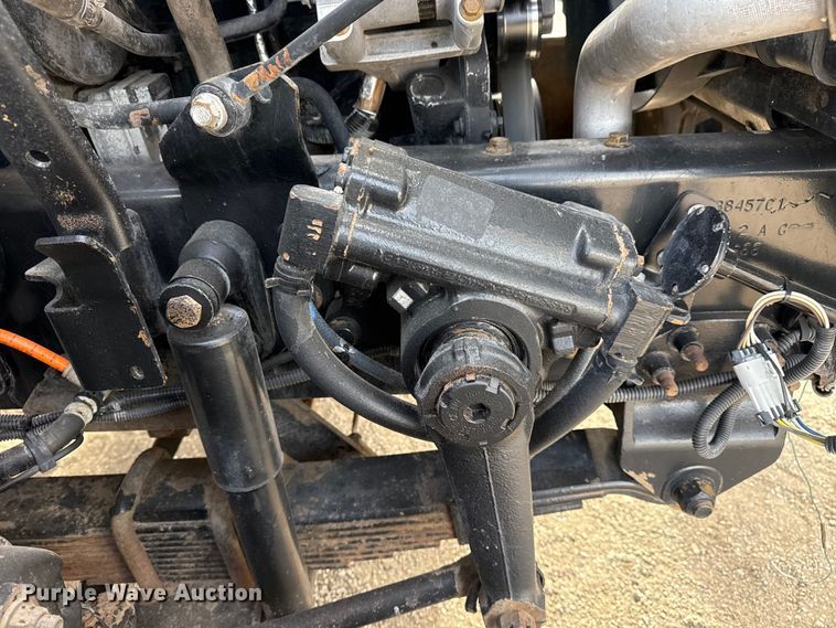 image for item EG1906 2010 International 7500 crane truck