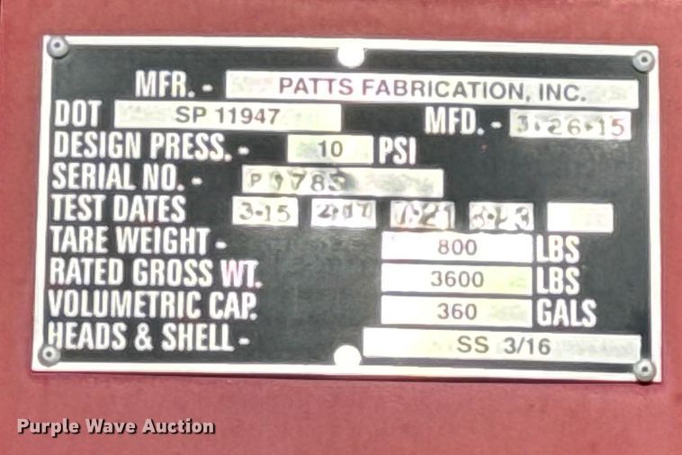 image for item EG1930 2009 Peterbilt 365 tank truck