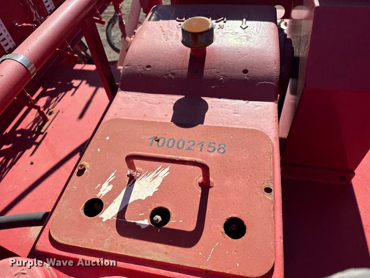 image for item EG1930 2009 Peterbilt 365 tank truck