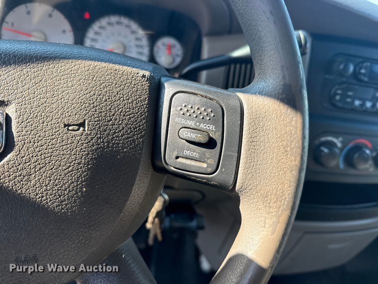 image for item EG1942 2005 Dodge Ram 3500 Crew Cab utility bed pickup truck