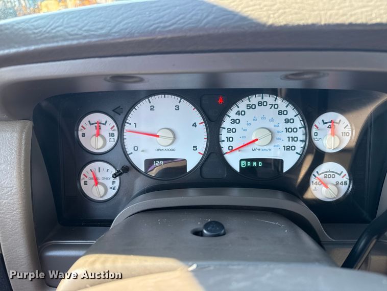 image for item EG1942 2005 Dodge Ram 3500 Crew Cab utility bed pickup truck