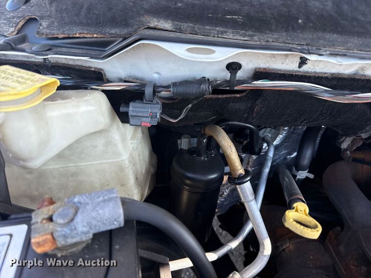 image for item EG1942 2005 Dodge Ram 3500 Crew Cab utility bed pickup truck