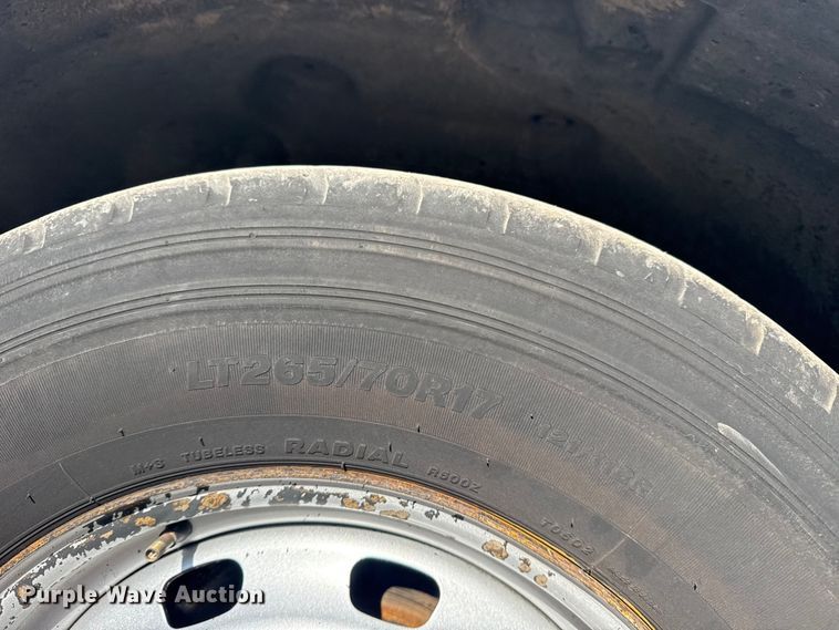 image for item EG1942 2005 Dodge Ram 3500 Crew Cab utility bed pickup truck