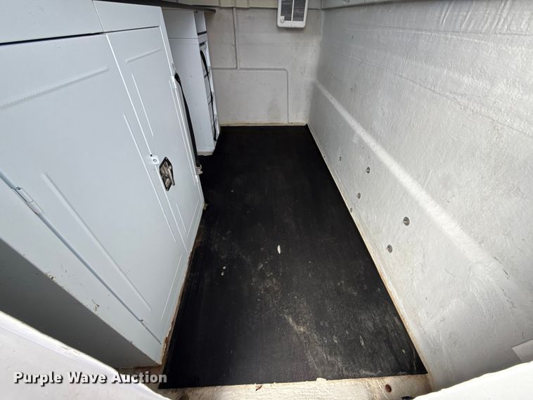 image for item EG1945 2008 Pelsue PODQET-001 fiber optic splicing trailer