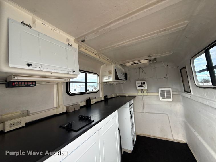 image for item EG1945 2008 Pelsue PODQET-001 fiber optic splicing trailer