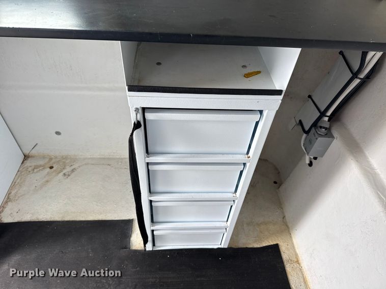 image for item EG1945 2008 Pelsue PODQET-001 fiber optic splicing trailer