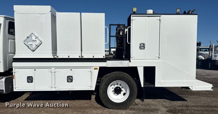 image for item EG1948 2007 Sterling Truck Acterra utility / service truck