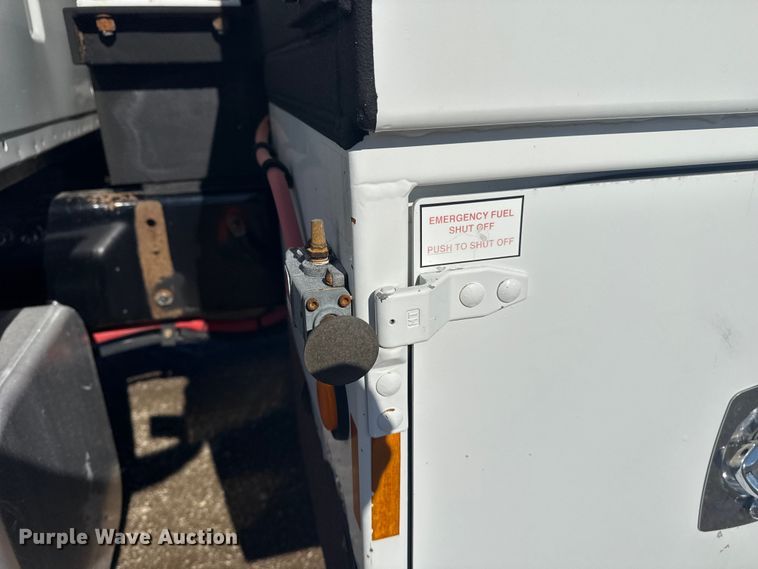 image for item EG1948 2007 Sterling Truck Acterra utility / service truck