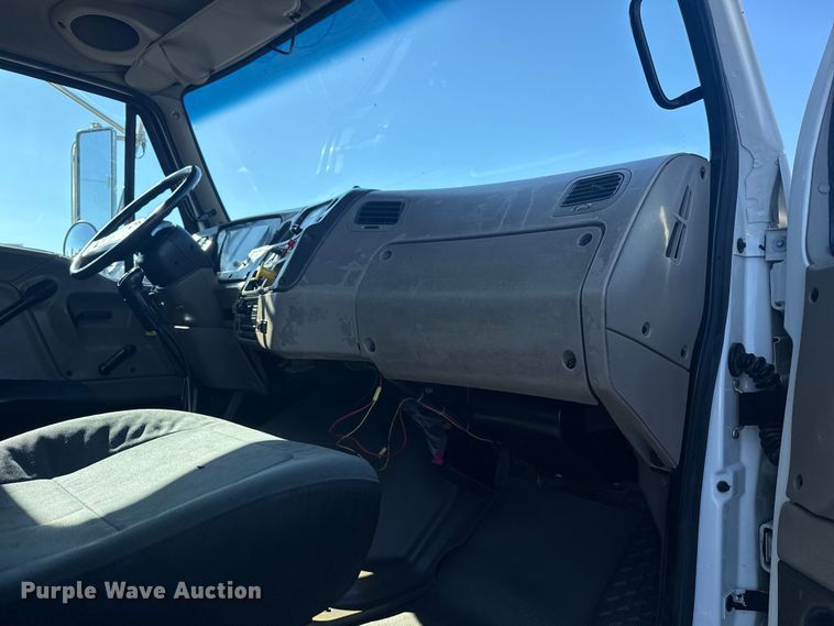 image for item EG1948 2007 Sterling Truck Acterra utility / service truck