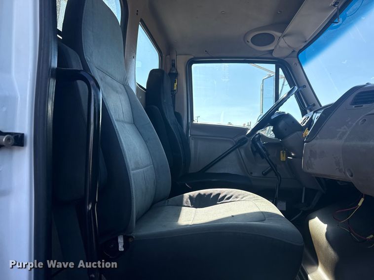 image for item EG1948 2007 Sterling Truck Acterra utility / service truck