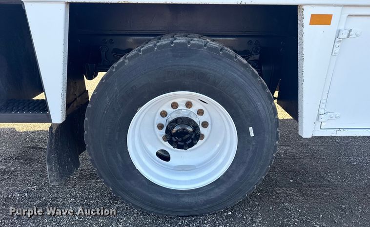 image for item EG1948 2007 Sterling Truck Acterra utility / service truck