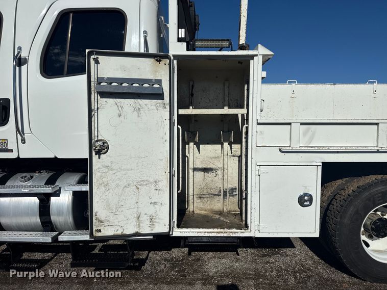 image for item EG1949 2012 Freightliner Business Class M2 crane truck