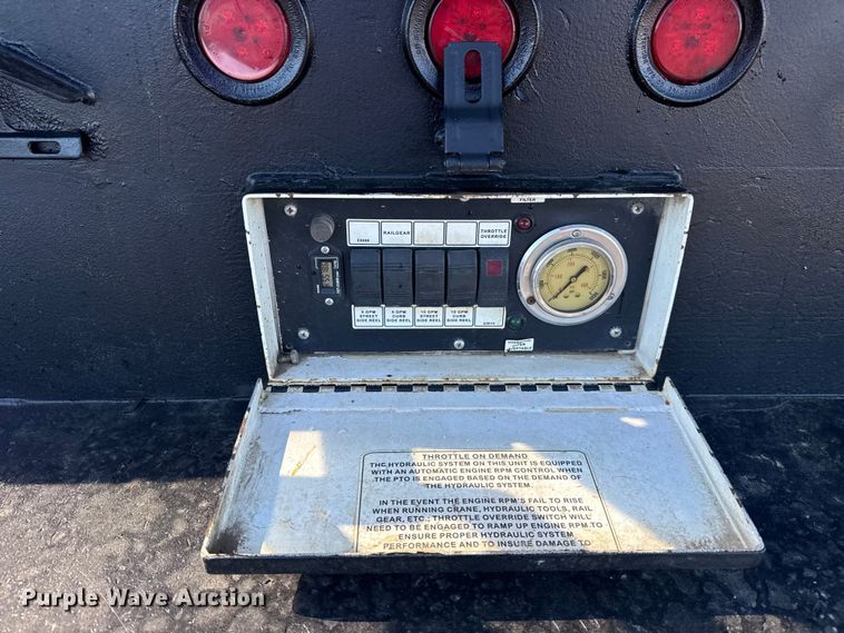 image for item EG1949 2012 Freightliner Business Class M2 crane truck