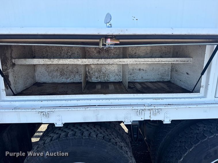 image for item EG1949 2012 Freightliner Business Class M2 crane truck