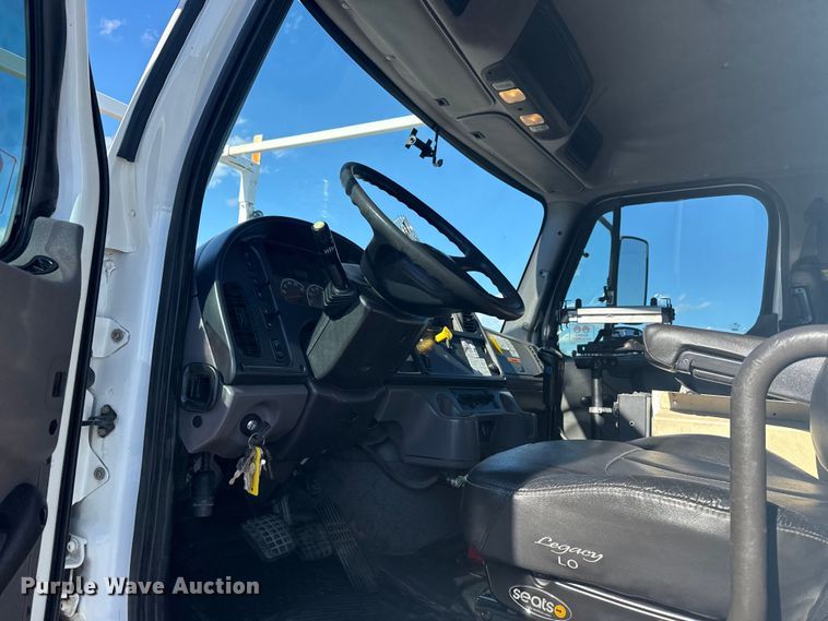 image for item EG1949 2012 Freightliner Business Class M2 crane truck